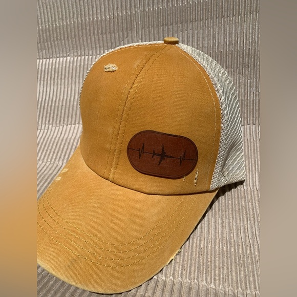 Women’s Distressed Trucker hat, leather patch with airplane with heartbeat line - Picture 2 of 3